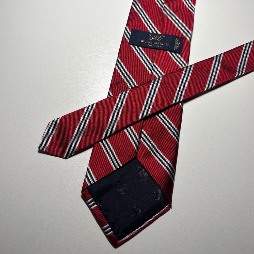 Brooks Brothers 346 Striped Repp Tie Red‎ Silver Silk Necktie Made In USA Tie - Picture 3 of 5